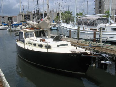 Blue_Moon_on_the_water_Bow.jpg