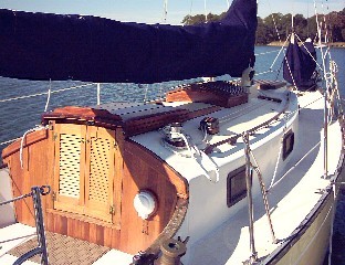 yellow rose fore deck.jpg